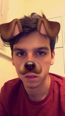 justconchh:  I caved and started to use the dog filter even tho I said I wouldn’t ////: