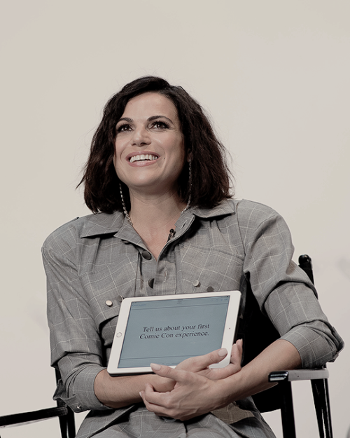  Lana Parrilla at SDCC 2018. 