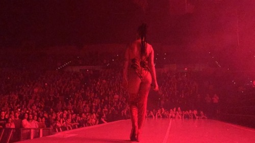 Halsey’s incredible ass