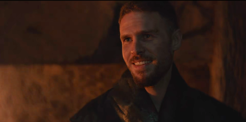 Iain De Caestecker In Twk 1x05