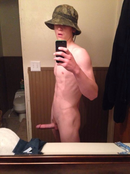 guysexting:  This dude has a very small ball adult photos