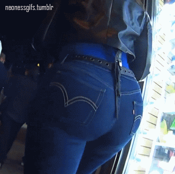 drunkpartysluts:  neonessgifs:  walk away  mornin hoes 