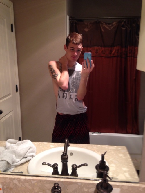 zaydenboi2012:  Who would hit this??? 