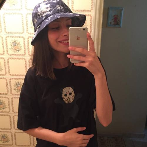 http://streetgrl.tumblr.com/post/155780830462