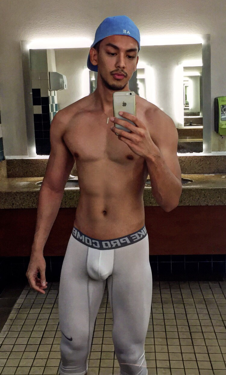 spndxjck:  Instagram:  nyepuutah  SpandexJock:  Dedicated to hot jocks (in and out