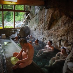 soakingspirit: sugimokkei #keisugimoto #onsencam#onsen