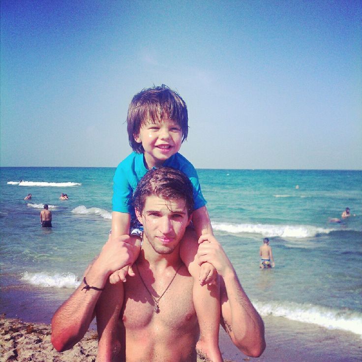 male-celebs-naked:  Bryan Craig 