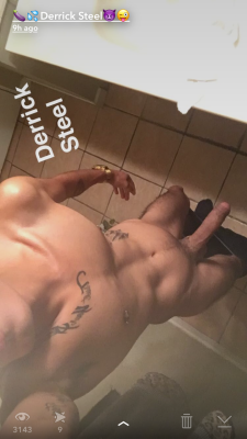 derrickpsxxx: bigmonsterdicks:   More BIG