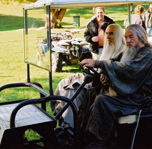 sapphicsamwise:christopherleefan:Christopher Lee and Ian McKellen on the set of The Lord of the Ring