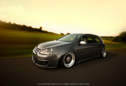 dirtymotions:  www.perfectstance.us by Elias Seq Photography on Flickr.  Sexy as fuck