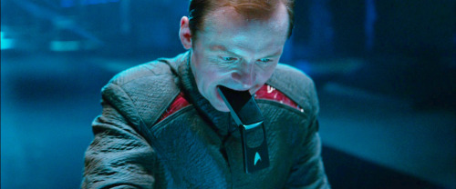 transcrowly:[image description: two screenshots of scotty from star trek: into darkness.  he’s stand