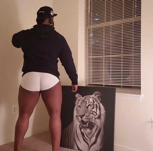 thickumsandthangs21: BIG DUDE TIGHTY WHITIES AND HOODIE!