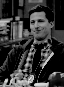 its-a-brand-new-kind-of-me:  Jake Peralta + *heart eyes* towards Amy ❤  