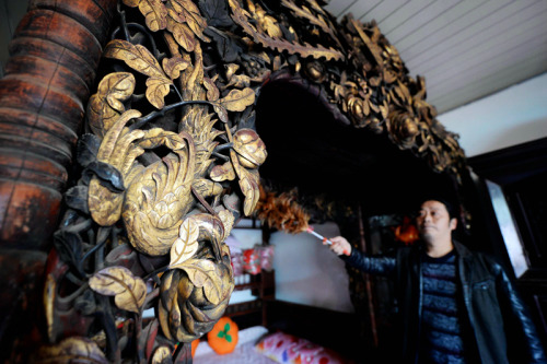 cctvnews: Man collects 150 antique bedsHow would it feel to sleep on an ancient bed which has enjoye