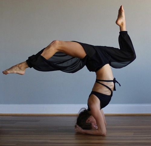 feel-better-yoga:https://instagram.com/p/BhTsAEOl73R/