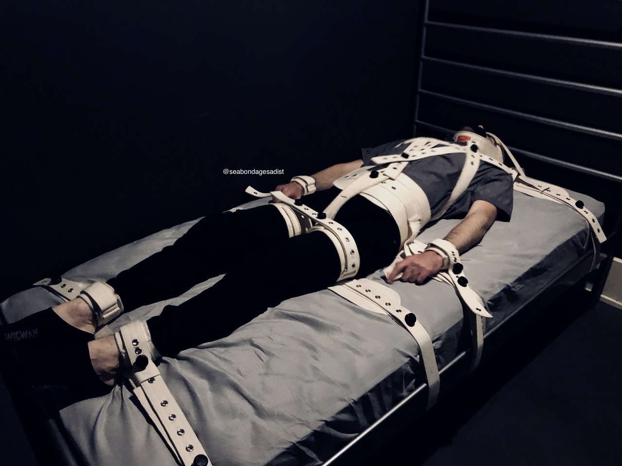 wrappedtightsr: seabondagesadist:  Yet more fun with my beloved Segufix…  This