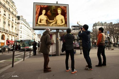 f-l-e-u-r-d-e-l-y-s:  In a new project called “OMG, Who Stole My Ads?” French street artist Etienne Lavie makes it his mission to transform the ad space in Paris into an outdoor art gallery. He has been travelling around the city, snatching up posters