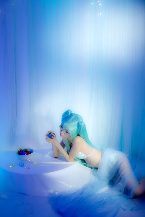 Vocaloid - Miku Hatsune (Ivy) 2