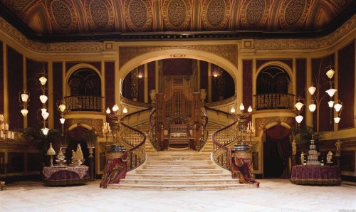 mrbackseatlove:  steampunktendencies:  The Study Set from the Haunted Mansion.   This is dope!  That top photo looks like a set from The Time Machine from I think the 1940s and great movie it’s the room the Time Machine was in