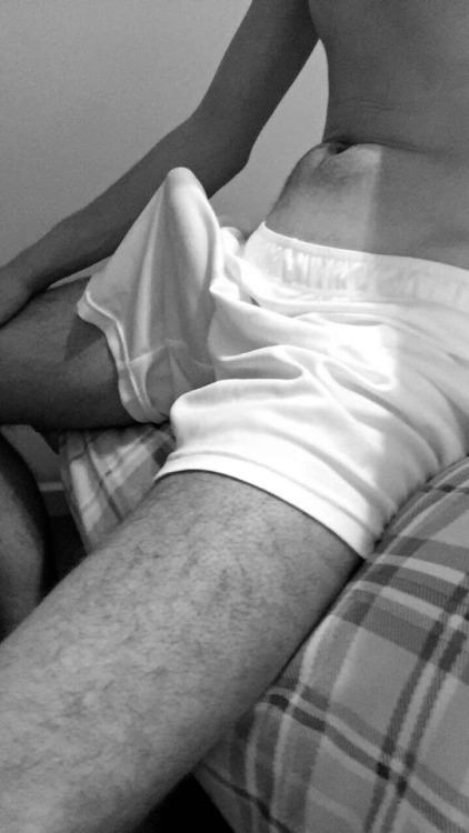 bigdicklad69: Boner in my gym shorts
