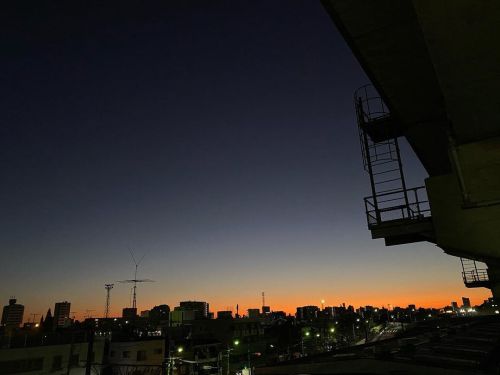 #originalphotographer #amateur #nature #winter2021 #morning #sky #photographer on Instagram (上中里駅) h