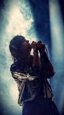 juliancasablancasfrenchkiss:  When you asked me to blow smoke  in your mouth…