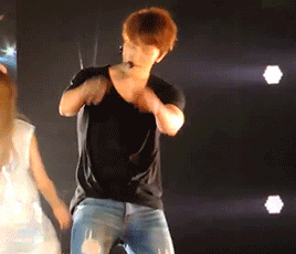 leedonghei: i can only look at his arms 8) 