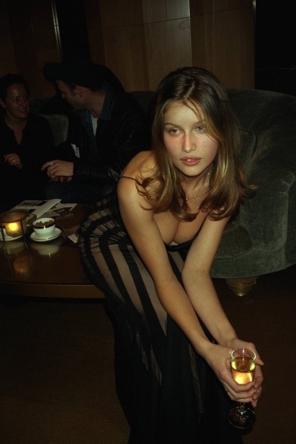 m-a-d-o-n-n-a:  laetitia casta, 1998  adult photos