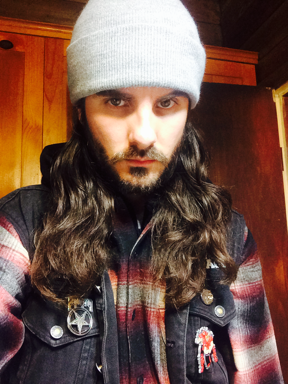 nuclearbummer:  Selfie-nation New flannel and toque feat. my beautiful locks.