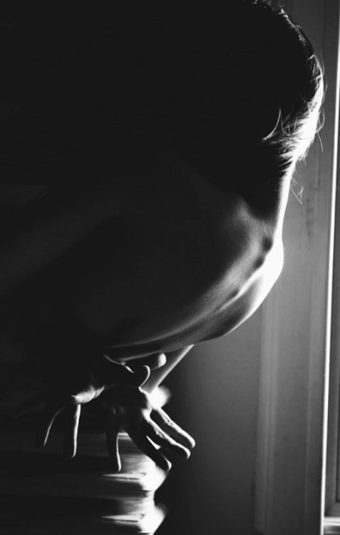 banishedfromcamelot:  “Little Wings” by Sarah Loven 