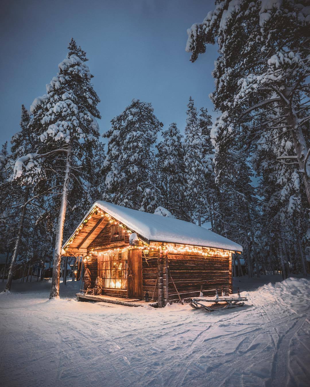 teryworldwanderlust:   dansmoe  