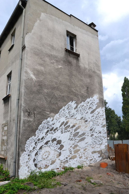 cross-connect: NeSpoon is a street artist from Warsaw, Poland. Her artistic focus is on the intricat