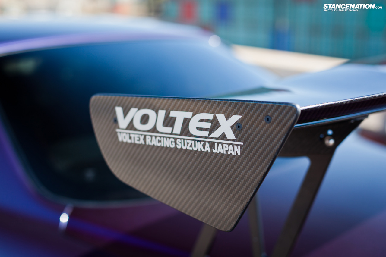 upyourexhaust:  Barely Legal // David’s Nissan Skyline R34 GTR. by StanceNation