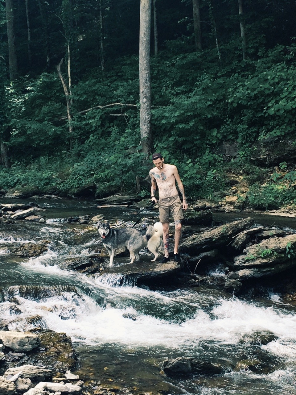 suppfresh:  Hung out on some rocks today. ✌🏻️