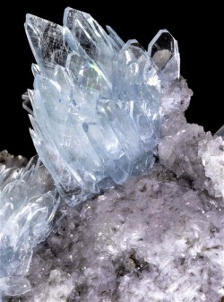 bijoux-et-mineraux:   Blue Barite &amp; White Barite on Limonite - Sidi Lahcen, Nador, Morocco