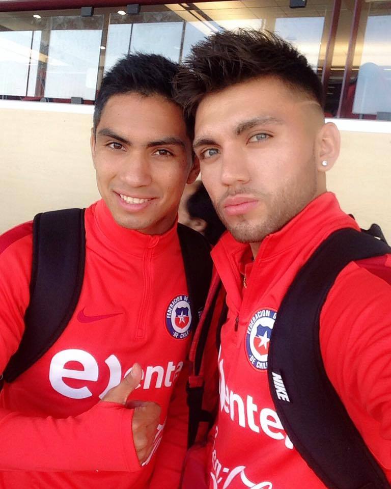 fotitosprivadaschile:Bastian… cadete en selecciónde futbol  chilena juvenil