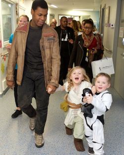 superheroesincolor:   John Boyega surprises sick children with Star Wars toys at London hospital Get the Star Wars books here  [ Follow SuperheroesInColor on facebook / instagram / twitter / tumblr ] 