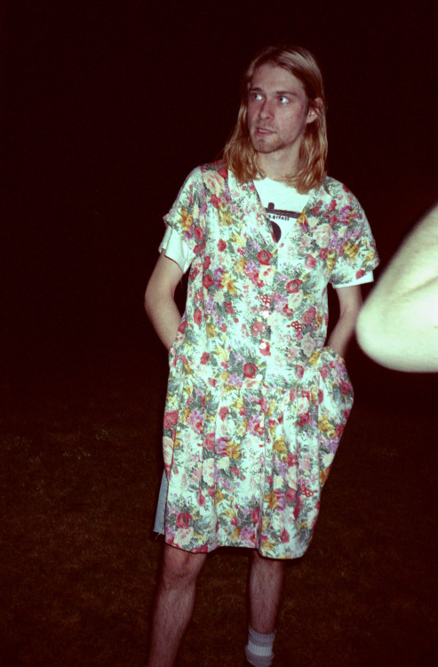 nirvananews:New high-res picture - Kurt Cobain wearing a dress given to him by a Nirvana fan, 1990. 