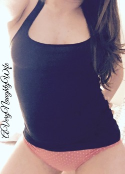 averynaughtywife:  It’s Fri-Yay!!! Let’s