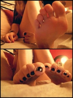 toelover69:  Hello fellow foot-fetish fans - please reblog and follow me for the best feet and toe adventures in the world - yep, that’s right, the world! 