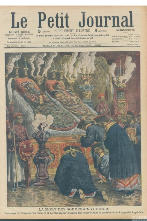 missalsfromiram:The bodies of Dowager Empress Cixi and the Guangxu Emperor lie in state.Le Petit Jou