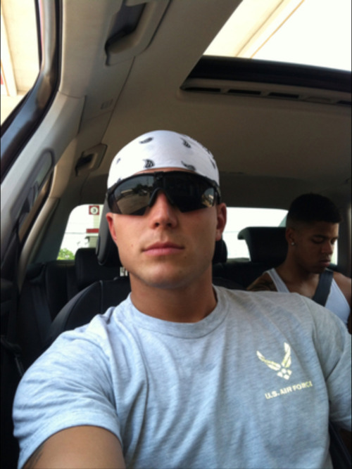 militaryboysunleashed:  HOT 23 year old beefy Air Force man.  Video to follow