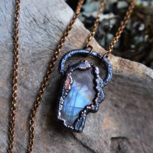 Just added this stunning #rainbow #moonstone crystal pendant to the shop. You can snag it now at www