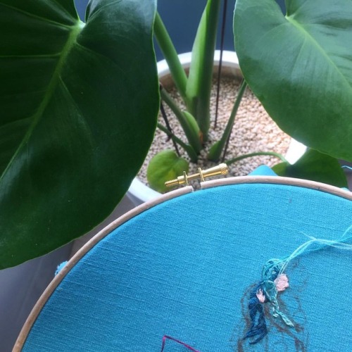 Started a new project.  #hyeinillustration #hyeinembroidery  . . . . . . . #embroidery #embroideryar