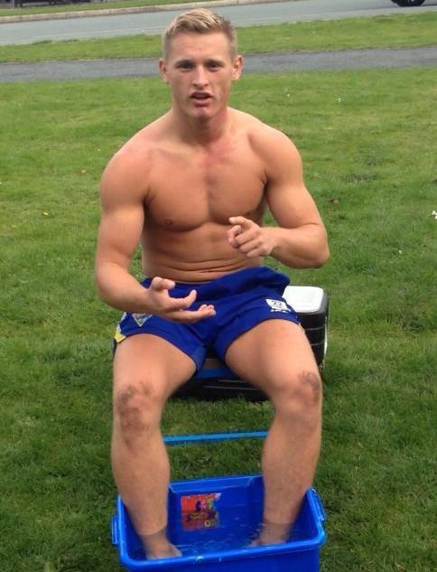 notdbd:Brad Dwyer of the Warrington Wolves caught naked in the postgame locker room right after taki