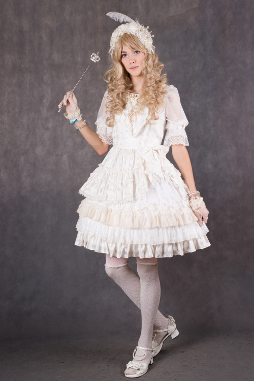 lovellochka:  Spelendora’s outfit for Gothic&Lolita adult photos