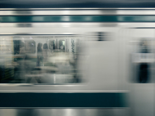 loverofbeauty: 池袋駅 by vsnit  (Originally posted by peko-poko)   