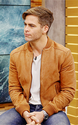 dorkychris: Chris Pine promoting The Finest Hours [x]