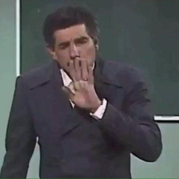-Te acuerdas cuando te besaste con...? -...