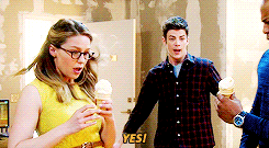 stydiaislove:“I’m gonna miss you, Barry Allen.”“I’m really gonna miss you too, Kara Danvers.”